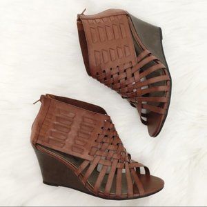 American Eagle Wedge Sandals Brown Size 10